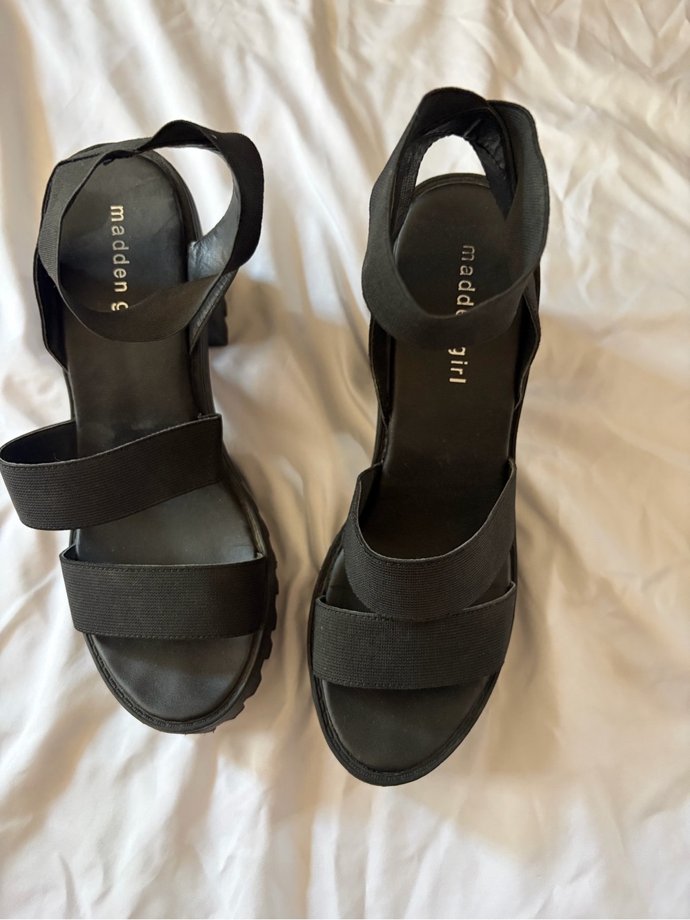 Madden Girl Black Chunky Platform Strappy Sandal Size 9 - Picture 2 of 10